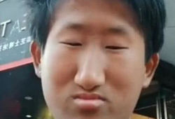 网红紧凑哥老婆图片,惊艳亮相，网友直呼“美得不像话”！