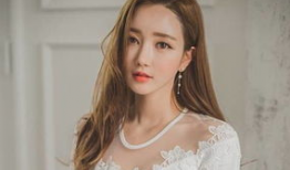泰国网红美女桥上,引发网友热议