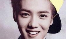 鹿晗整容前照片超土,蜕变之路背后的心酸历程