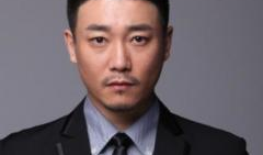 李博 演员,演艺圈的多面手，从荧幕到舞台的精彩演绎