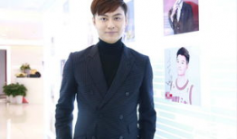 侯京健图片,光影交织下的艺术人生