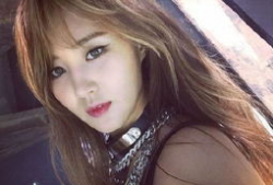 权侑莉生活照,揭秘偶像的日常魅力